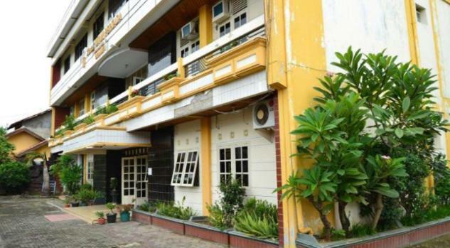 Hotel Wiwi Perkasa 1 Indramayu Exterior foto