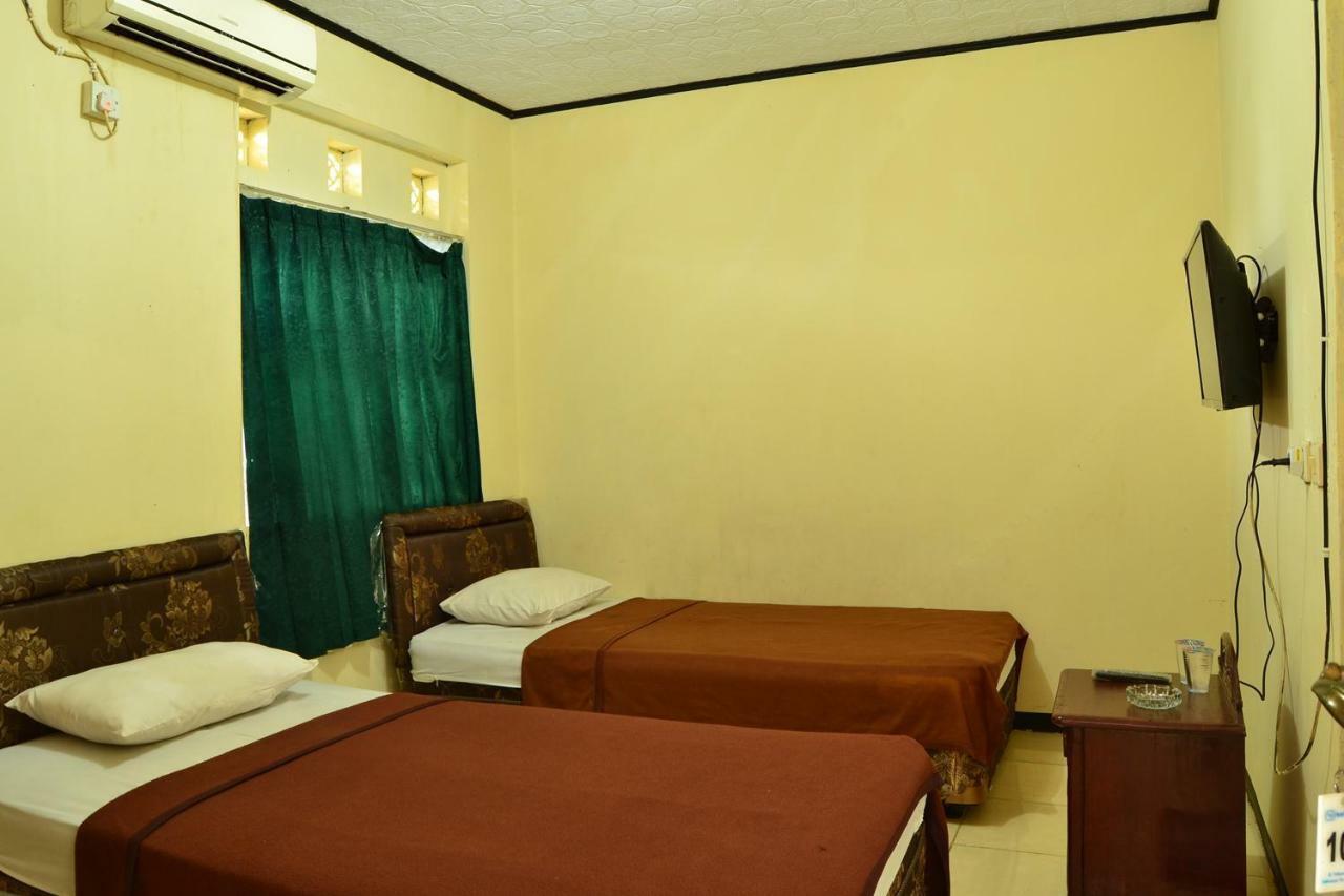 Hotel Wiwi Perkasa 1 Indramayu Exterior foto